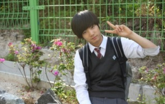 근데 뉴이스트는 컴백언제함 