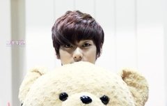 뉴이스트 오늘 500일이에여 ㅎㅎ