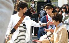 왜 섬나라가서 크라이요 ㅅㅂ