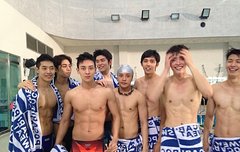 [이종석 근육질 몸매 공개]