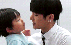 요새 이 사진때문에 관심가는 그룹