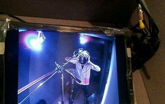 럽들아 긴급소식