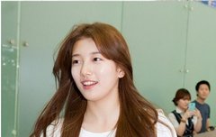 [수지 도자기 피부]