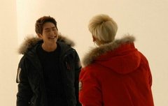 스케쳐스사진보고잇었는데이옷개이쁘네