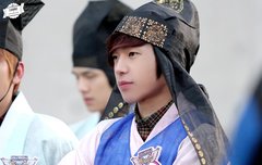 근데 난 맴버끼리 꽁냥질하는게