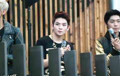 짱효니 왜때무네 이쁨??