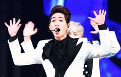 매력 넘치는 샤이니 무대 직찍