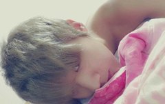 아무도없는사이