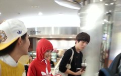 아이유 다리 실제로 보면