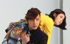 아이유 이 표정 뭐지 ㅋㅋㅋㅋ