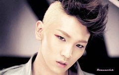 왠만한 여자 보다 화려한 키의 눈화장 모음