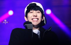 박경 웃는거ㅠㅠㅠ