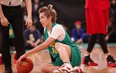 여기서 희수선배 꿀벅지 보고갑시다