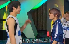 이때 솔직히 인상찌뿌렸다