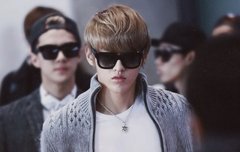 비서들 오늘 엠애들마지막무대인건알아?