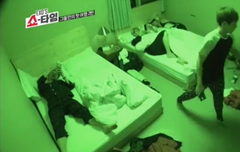 왜저러고누워있뎈ㅋㅋㅋㅋ