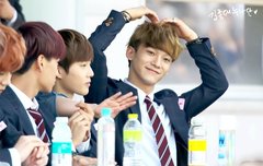 엑소가준비한허니지콘서트축하영상!!!!