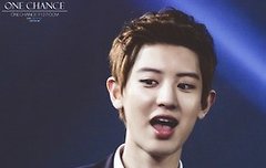 누가더잘생겻어?솔직히