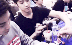 엪팬톡즐찾등록은222명인데