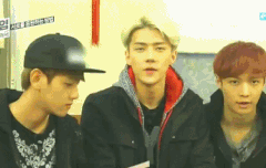 세훈이 옆에 백현이