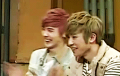 차니 자주머리도 참 이뻤는데