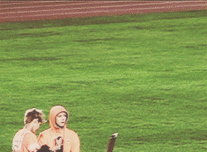 때리고 결국 응징당하는 타오