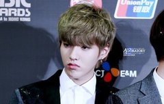 뜬금포지만 2013mama