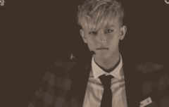 이번에는 금발타어 