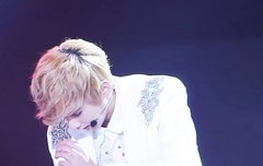 저 사진 백퍼 찬희 아니당