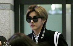 비서들 희수형 공항 고화질 사진 올릴게2