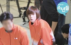 진짜 니엘이 비율이 확 와닿는 사진