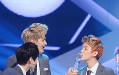 크리스 쫌 케미요정같음