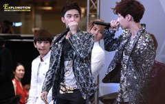 됴 손이 큰거예여?