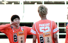 희수형 앞에서 으르렁춤추는 우리의 준멘