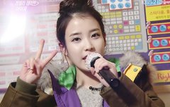 아이유 보고싶다 ㅠㅠ