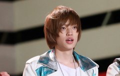 왜 난 니엘이 찰랑거리는 머리 좋은데