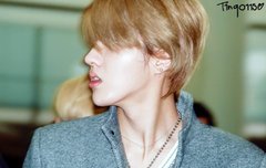 지금 음향 설정 보컬로 하고 크리스 목소리듣는데