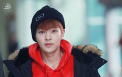 어제 우민이 출퇴근 짤들!!ㅎㅎ