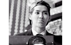 크리스의 남다른 꾹꾹이