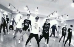 이거 떴을때부터 컴백 기대감이 몰려옴