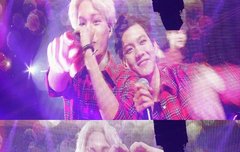 종인이랑 백현이의 손가락하트~~