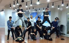 완전체때는 이렇게하나봐 ㅠㅠㅠㅠㅠ