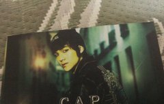 포토카드 만듬. 수익금은 구호물품에 쓰일 예정