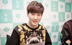 이옷예전에누가입지않아뜌호??