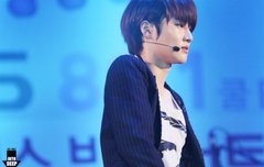 지금수호아닌거같아보이지왜.....