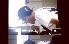 크리스 물먹는건가?ㅋㅋㅋㅋㅋㅋ