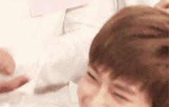 수호 팬 싸인회때...이상형 발견하면