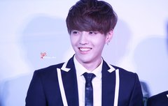 크리스 요즘 진짜 리즈인듯..