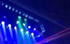 백현이 붕붕이탄거야???