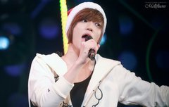 요즘 울애기들 이뻐하는 사람 많은거 알아?